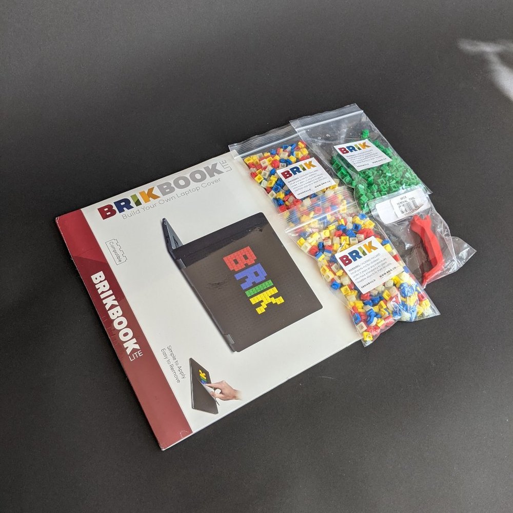 New Brik book and Accessories Kit-Lego on your Laptop